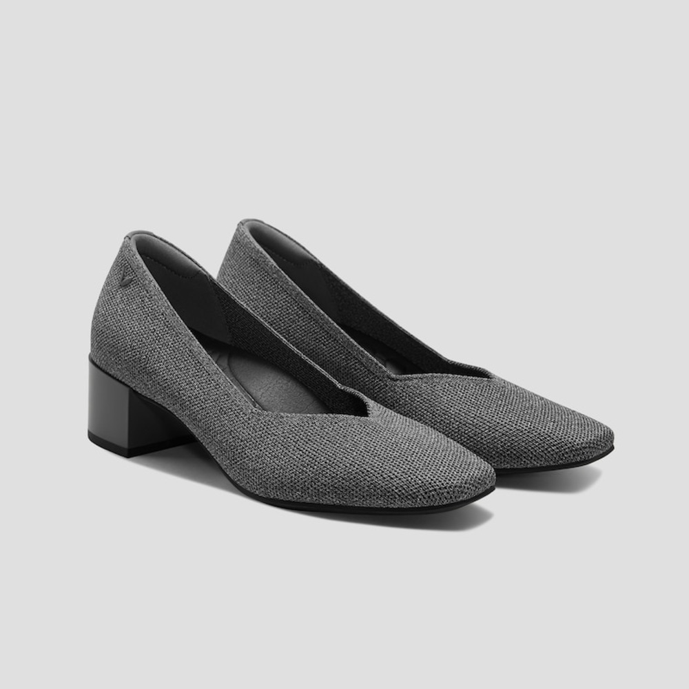 Vaneli Charcoal Textured Heels